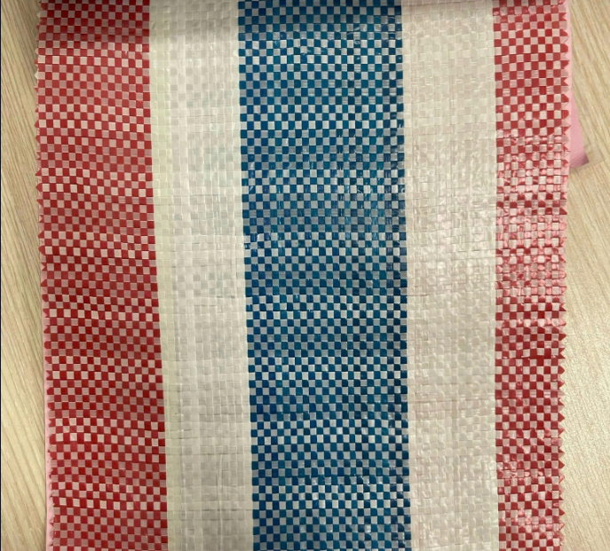 Bạt sọc đỏ-trắng-xanh VN 2x90m